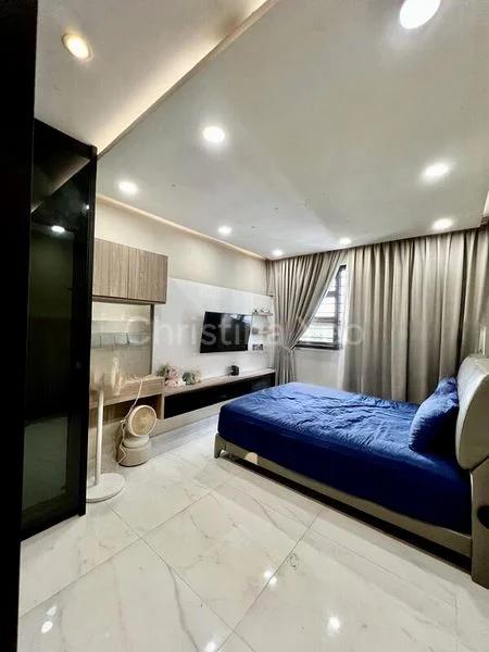 4 Room (4A) HDB for Sale in  550A Segar Road - Image 3